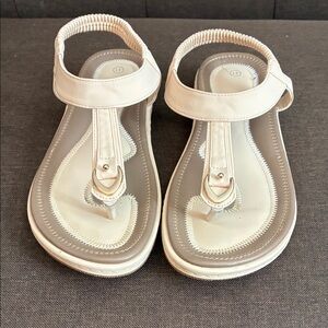 Elegant Cream Women's Sandals